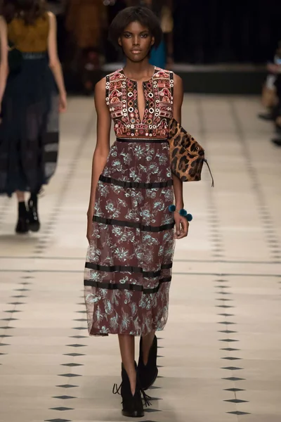 Look 44